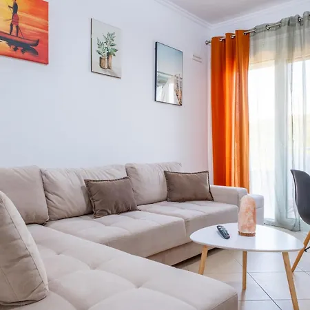 Exelent - Orange Shkembi Kavajes Apartment *